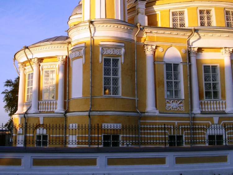 Собор Воскресения Христова (Николая Чудотворца), Устье (Усть-Кубинский район, Вологодская область). архитектурные детали, алтарная часть, вид с севера