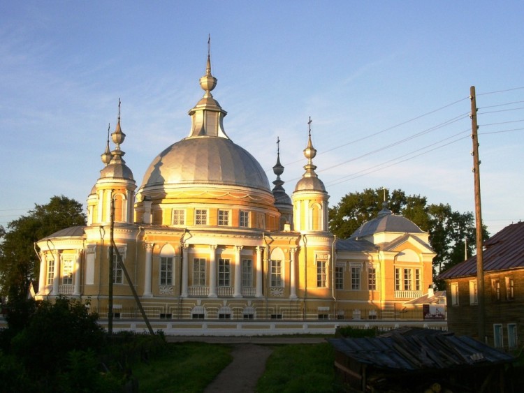 Устье. Собор Воскресения Христова (Николая Чудотворца). фасады, вид с севера, раннее утро