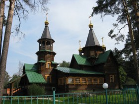Снегири. Церковь Серафима Саровского