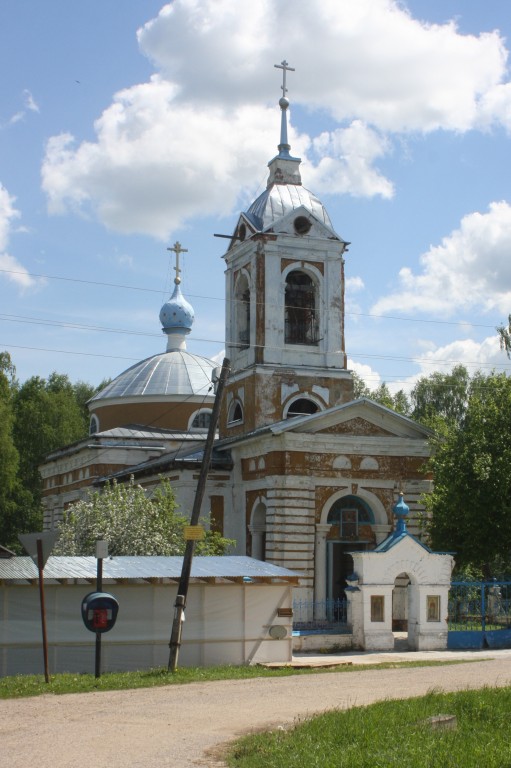 Дулово. Церковь Спаса Нерукотворного Образа. фасады