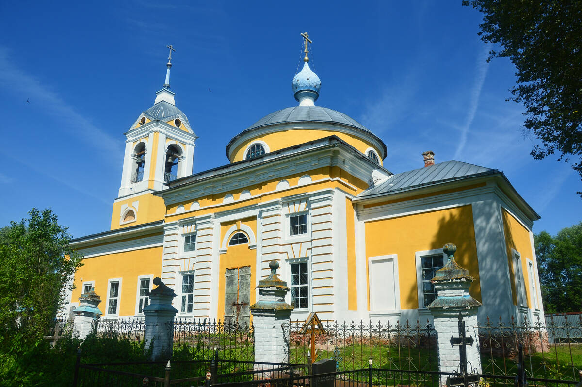 Церковь Спаса Нерукотворного Образа, Дулово (Конаковский район, Тверская область). фасады