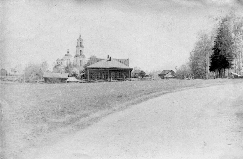 Капшино. Колокольня церкви иконы Божией Матери 