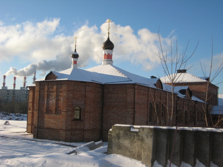 Чертаново Южное. Церковь Спиридона Тримифунтского в Покровском на Городне (крестильная). фасады