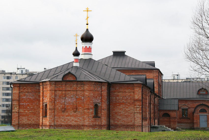 Чертаново Южное. Церковь Спиридона Тримифунтского в Покровском на Городне (крестильная). фасады