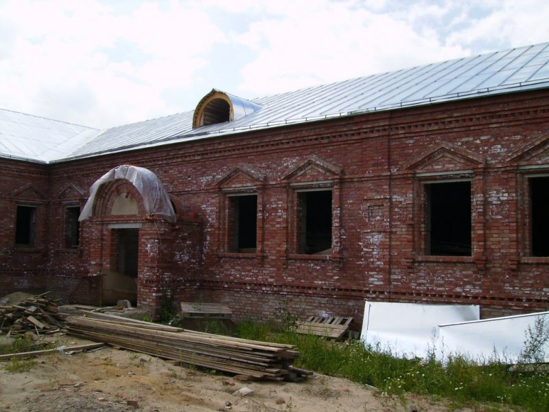 Церковь Спиридона Тримифунтского в Покровском на Городне (крестильная), Чертаново Южное (Южный административный округ (ЮАО), г. Москва). дополнительная информация, Дом  причта