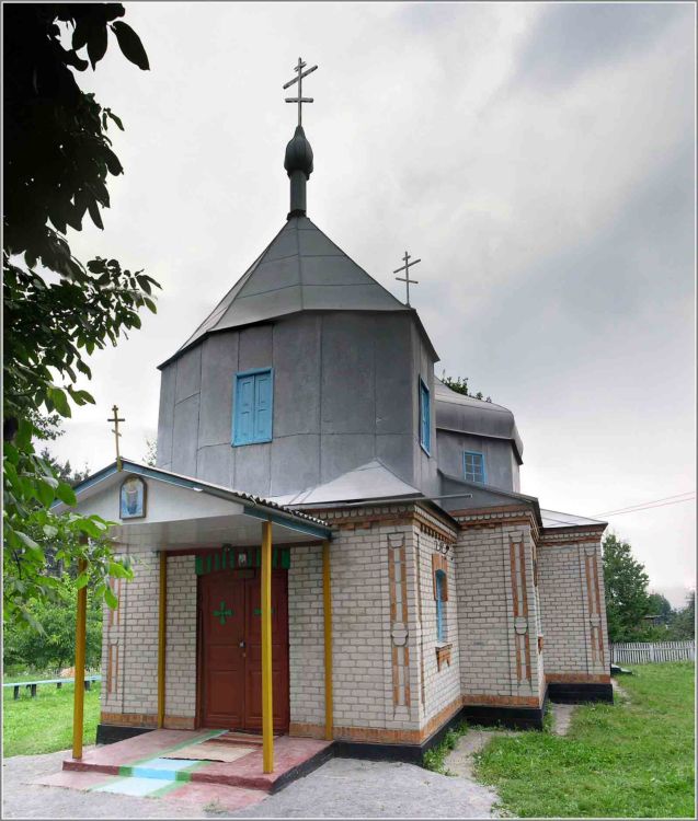 Церковь Покрова Пресвятой Богородицы, Лука-Барская (Жмеринский район, Украина, Винницкая область). фасады