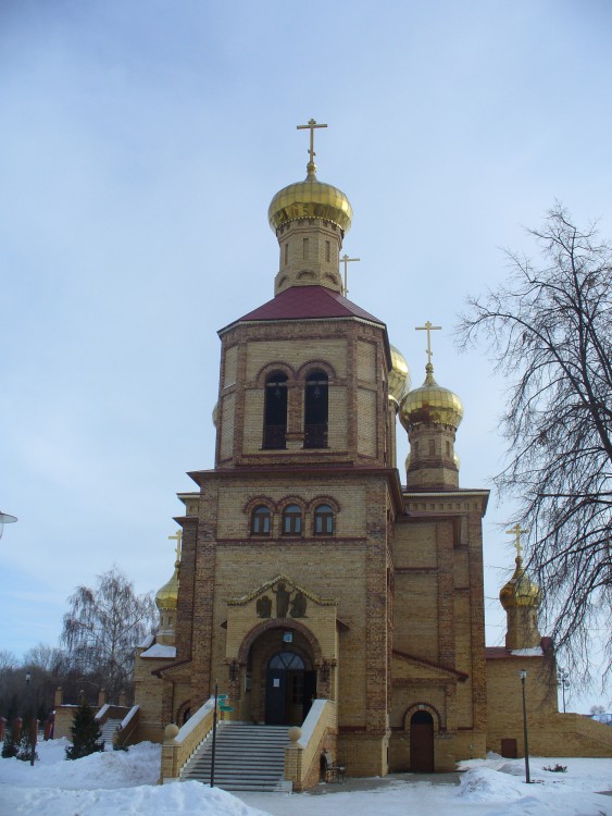 Алексеевское. Церковь Воскресения Христова. фасады