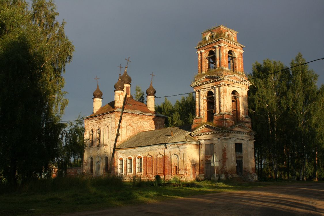 Церковь Вознесения Господня, Лацкое (Некоузский район, Ярославская область). фасады