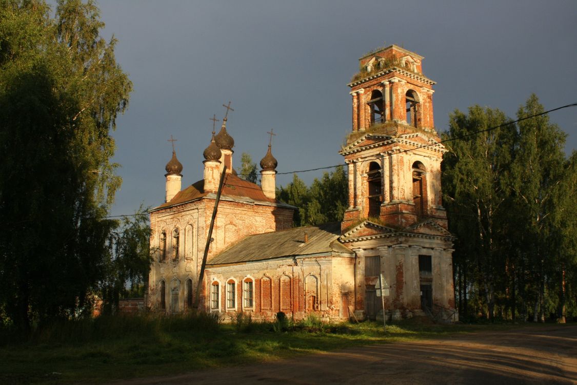 Лацкое. Церковь Вознесения Господня. фасады