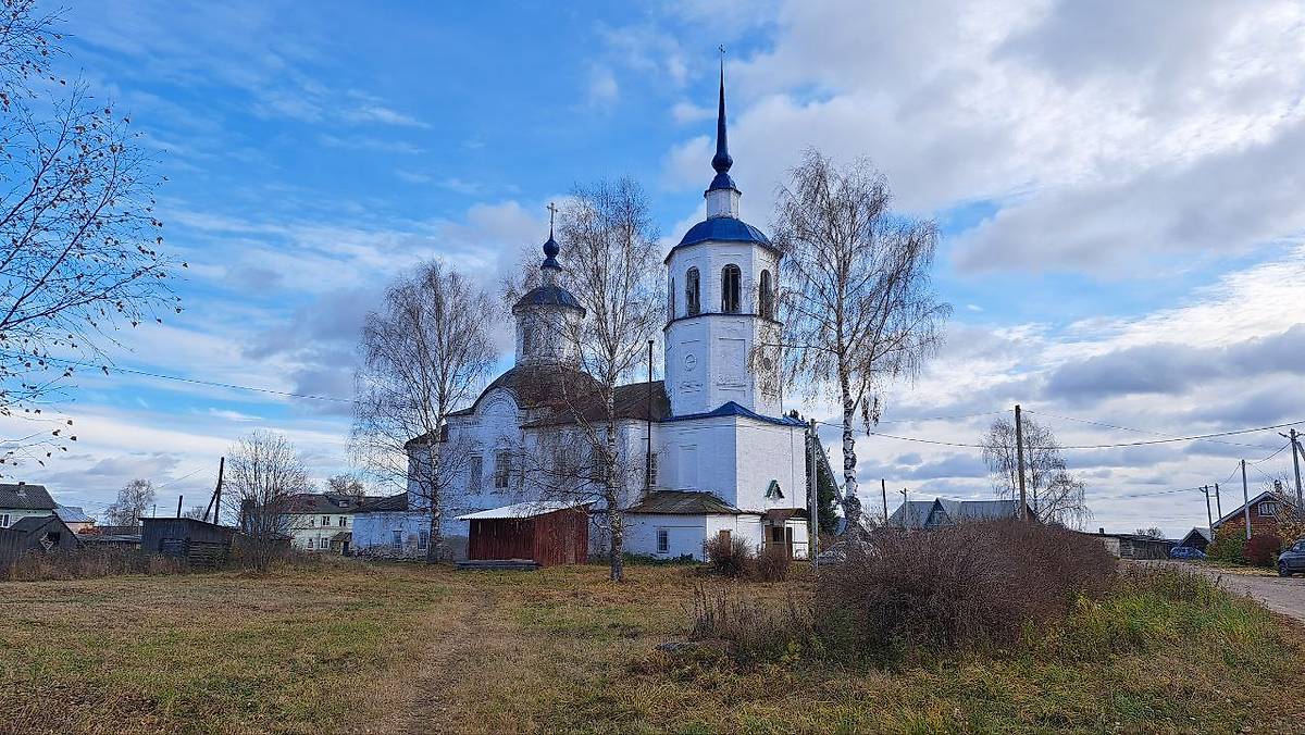 общий вид в ландшафте. Церковь Благовещения Пресвятой Богородицы, Благовещенье (Великоустюгский район, Вологодская область)