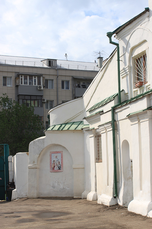 Вахитовский район. Казанско-Богородицкий монастырь. Церковь Веры, Надежды, Любови и матери их Софии. архитектурные детали