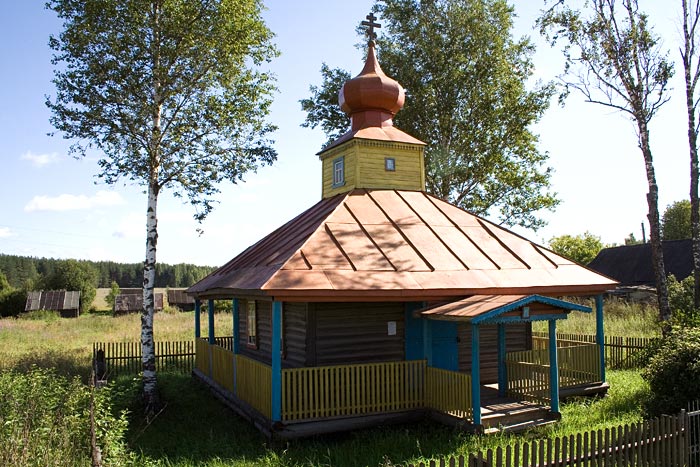 Часовня Казанской иконы Божией Матери, Макарово (Бологовский район, Тверская область). фасады