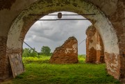 Церковь Тихвинской иконы Божией Матери, Разрушенная алтарная часть<br>, Мощеное, Хотынецкий район, Орловская область