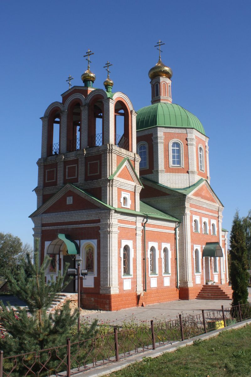 Церковь Покрова Пресвятой Богородицы, Покровское (Покровский район, Орловская область). фасады
