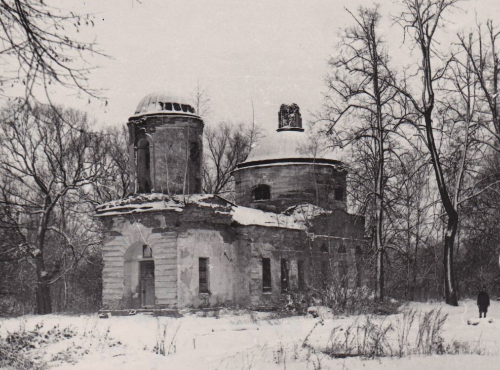 Церковь Покрова Пресвятой Богородицы, Глазуново (Мценский район и г. Мценск, Орловская область). архивная фотография, Фото 1970г. МБУ 