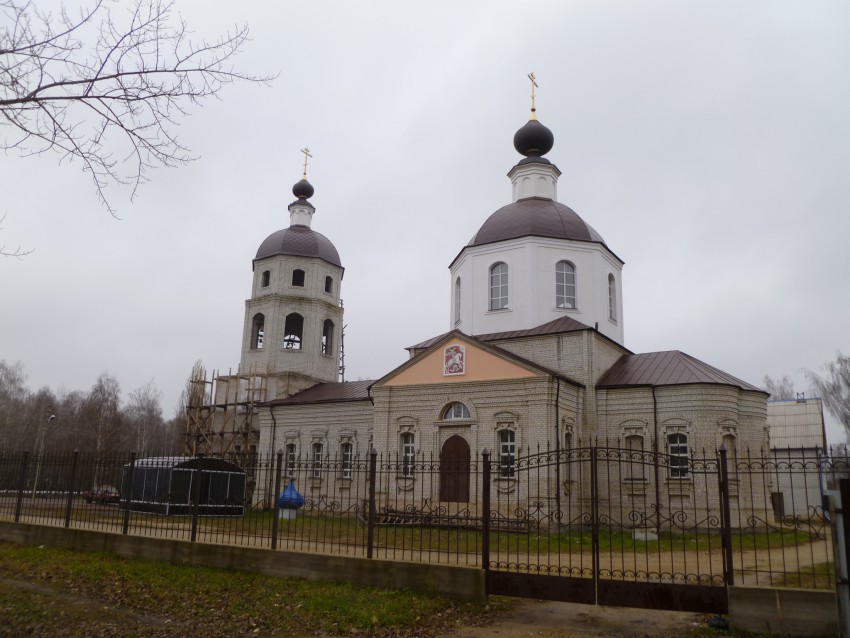 Ливны. Церковь Георгия Победоносца в Рабочем посёлке. фасады