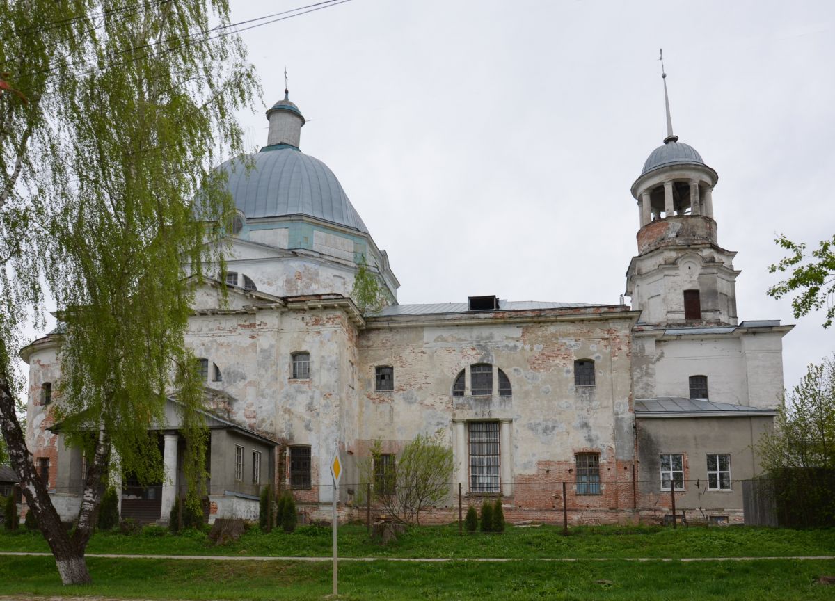 Церковь Воскресения Христова, Ульяново (Ульяновский район, Калужская область). фасады