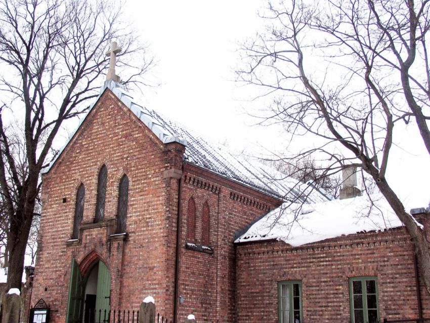 Осло. Церковь Воскресения Словущего и Ольги равноапостольной. фасады