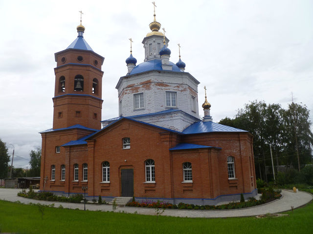 Залегощь. Церковь Богоявления Господня. фасады