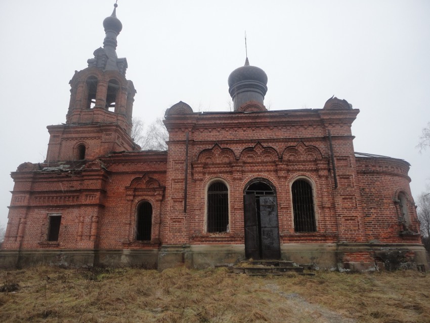 Церковь Успения Пресвятой Богородицы, Никола-Реня (Весьегонский район, Тверская область). фасады, Вход южного придела.