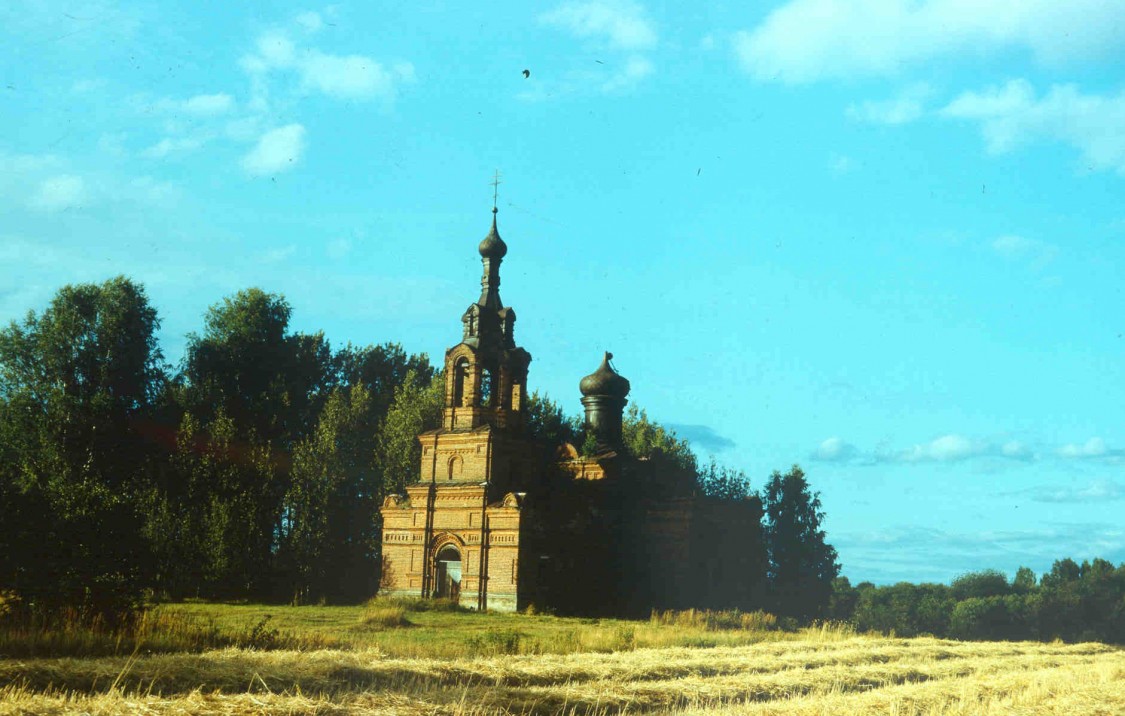 Никола-Реня. Церковь Успения Пресвятой Богородицы. фасады, 1993