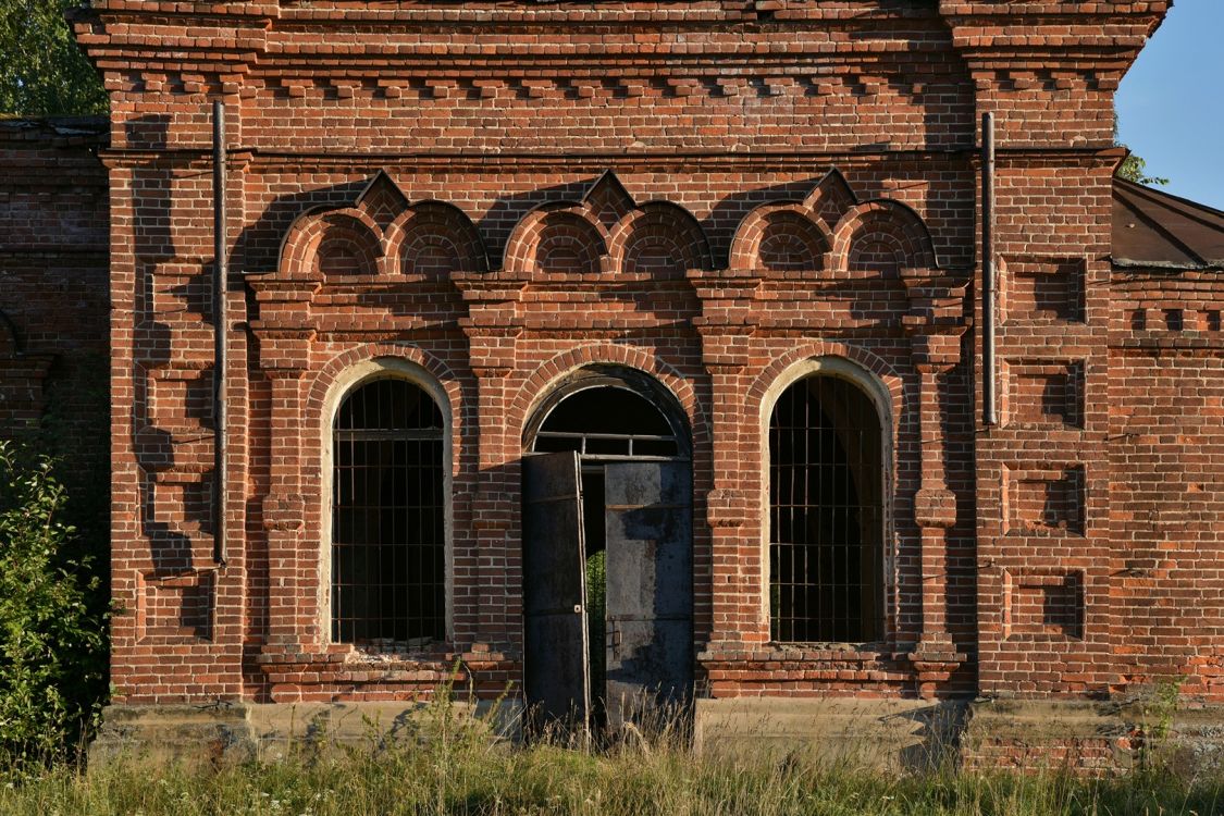 Никола-Реня. Церковь Успения Пресвятой Богородицы. архитектурные детали, Южный фасад