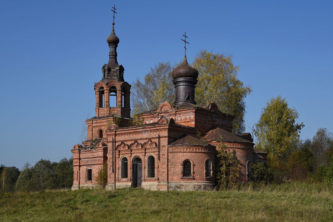 Церковь Успения Пресвятой Богородицы, Никола-Реня (Весьегонский район, Тверская область). фасады, Вид с юго-востока