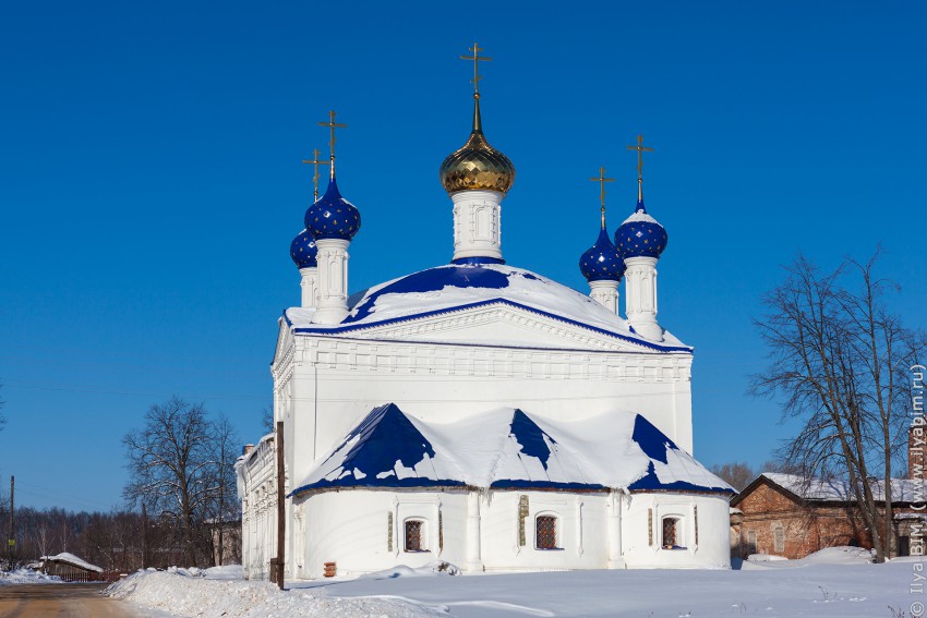 Великое. Церковь Покрова Пресвятой Богородицы. фасады