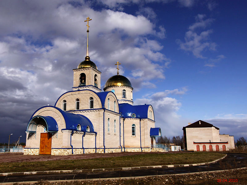 Боровичи. Церковь Рождества Иоанна Предтечи в Сосновке. фасады