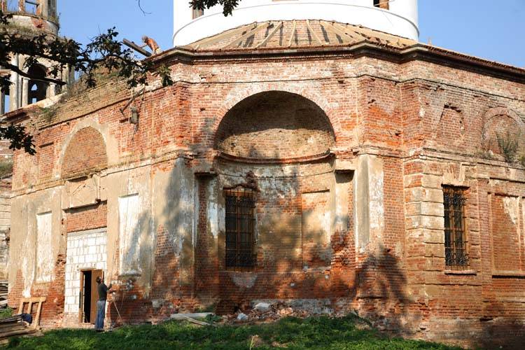 Церковь Казанской иконы Божией Матери, Рай (Смоленский район, Смоленская область). архитектурные детали