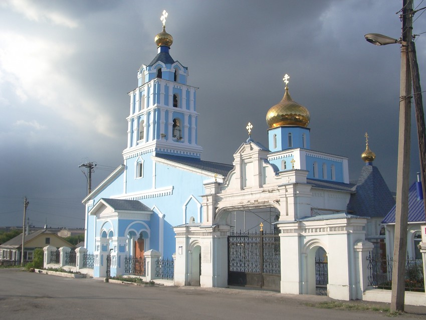 Церковь Михаила Архангела, Магнитогорск (Магнитогорск, город, Челябинская область). общий вид в ландшафте