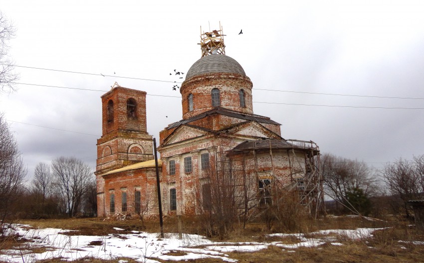 Плотинское. Церковь Покрова Пресвятой Богородицы. фасады