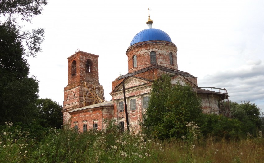 Плотинское. Церковь Покрова Пресвятой Богородицы. фасады