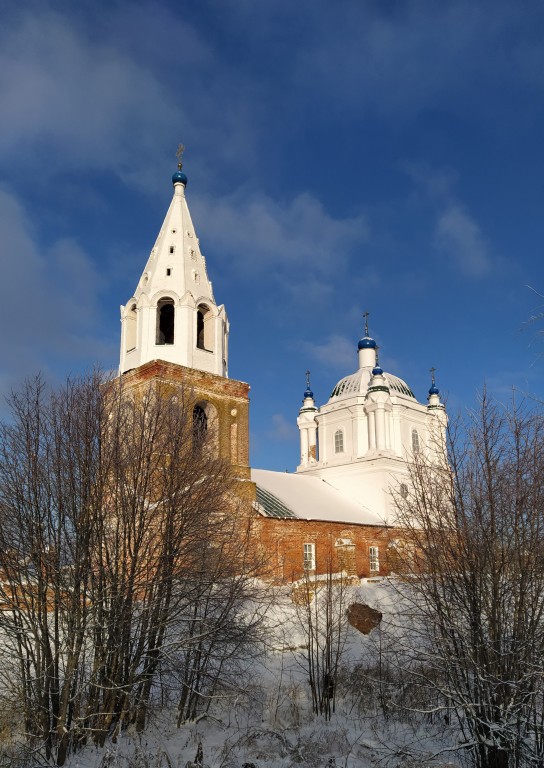 Церковь Рождества Христова, Петровка (Лысковский район, Нижегородская область). фасады