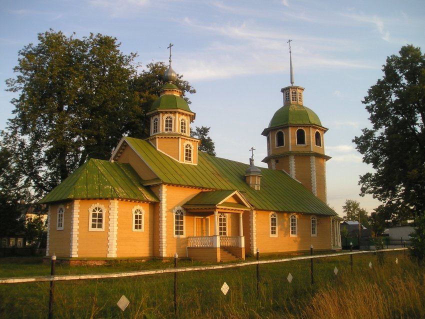 Владимирское. Церковь Владимирской иконы Божией Матери. фасады