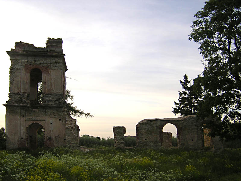 Церковь Николая Чудотворца (старая), Никольское (Гатчинский район, Ленинградская область). фасады