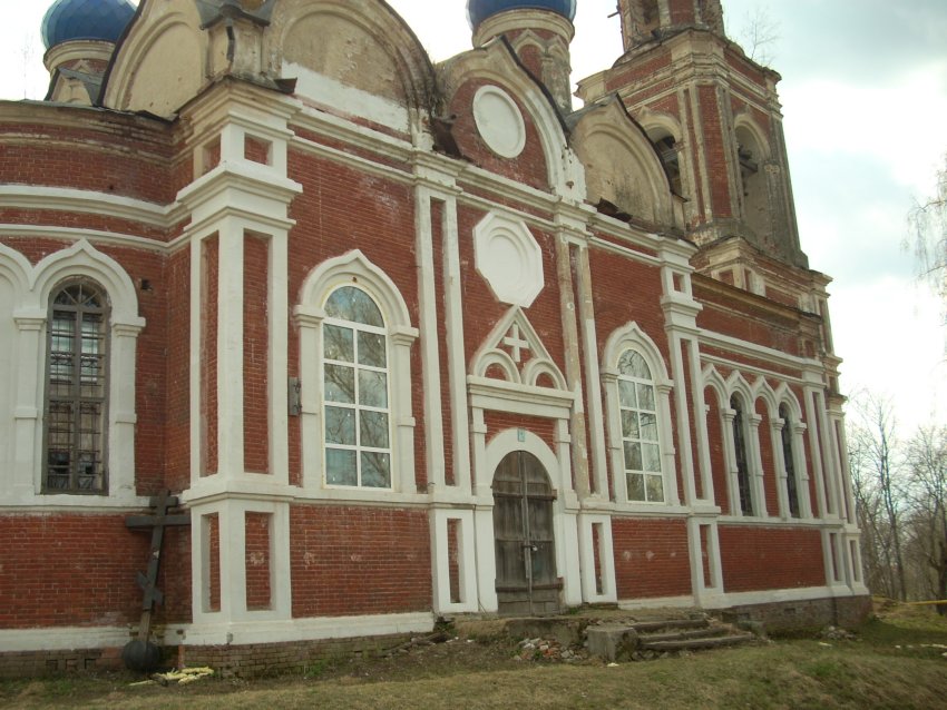 Покров Майдан. Церковь Покрова Пресвятой Богородицы. архитектурные детали