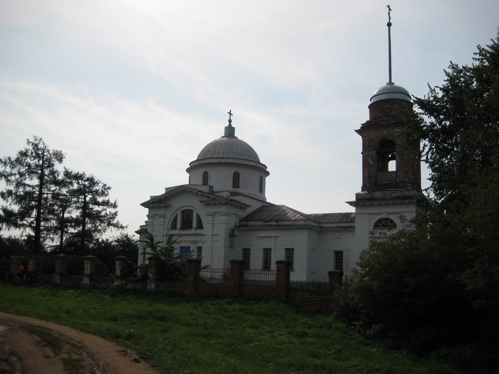 Церковь Рождества Христова, Быковка (Воротынский район, Нижегородская область). общий вид в ландшафте