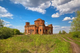 Троице-Орловка. Церковь Троицы Живоначальной