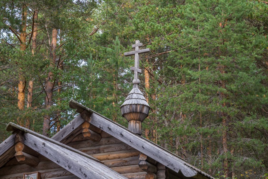 Часовня Трифона мученика, Шалговаара (Медвежьегорский район, Республика Карелия). архитектурные детали, Главка