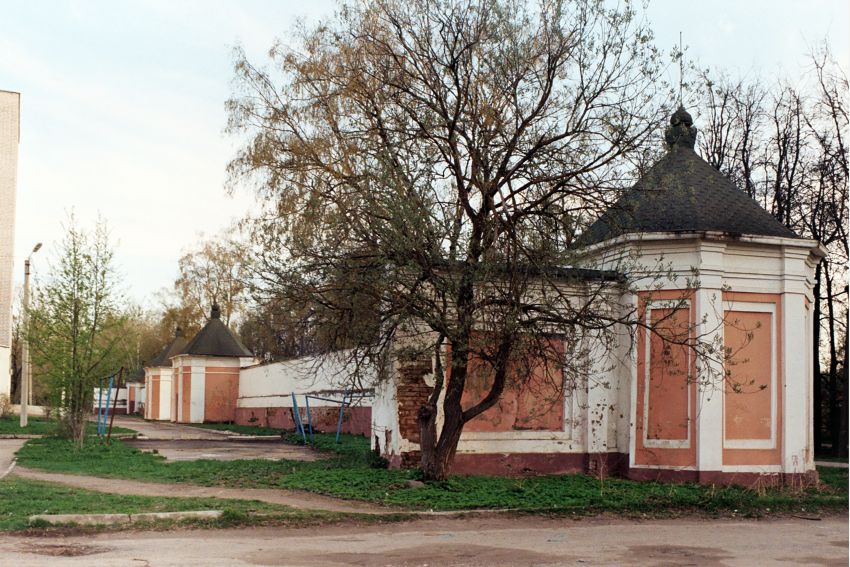 Бежецк. Благовещенский женский монастырь. фасады