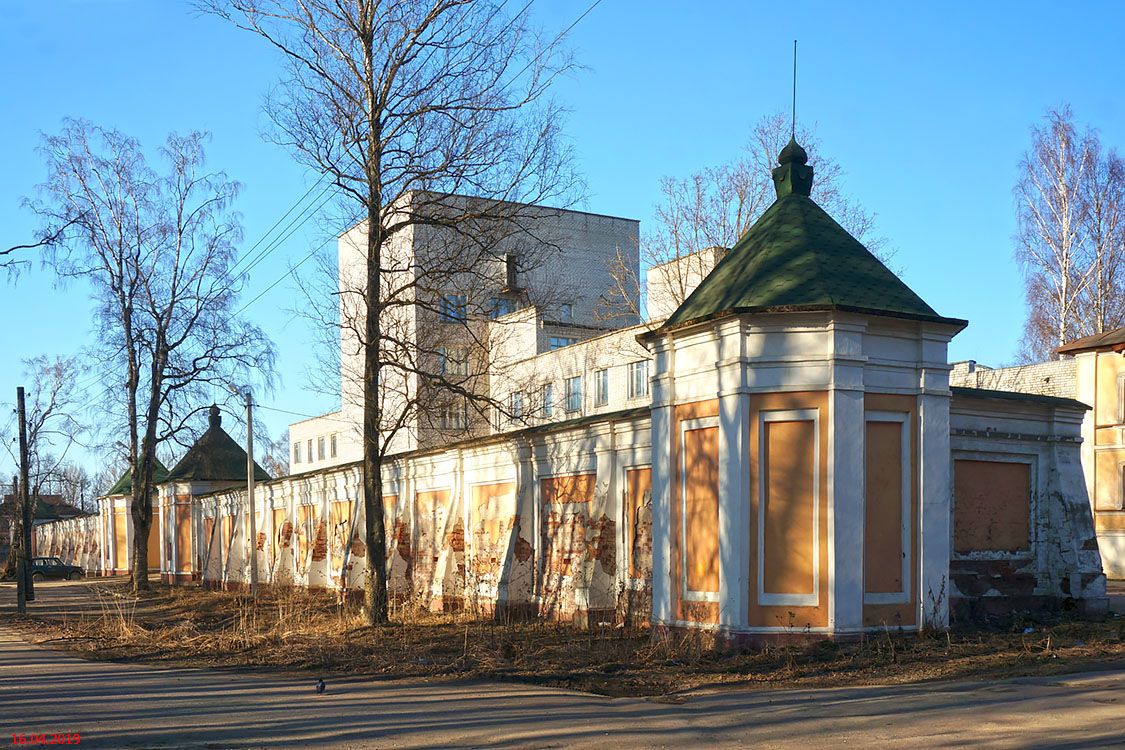 Бежецк. Благовещенский женский монастырь. фасады, Юго-западная башня