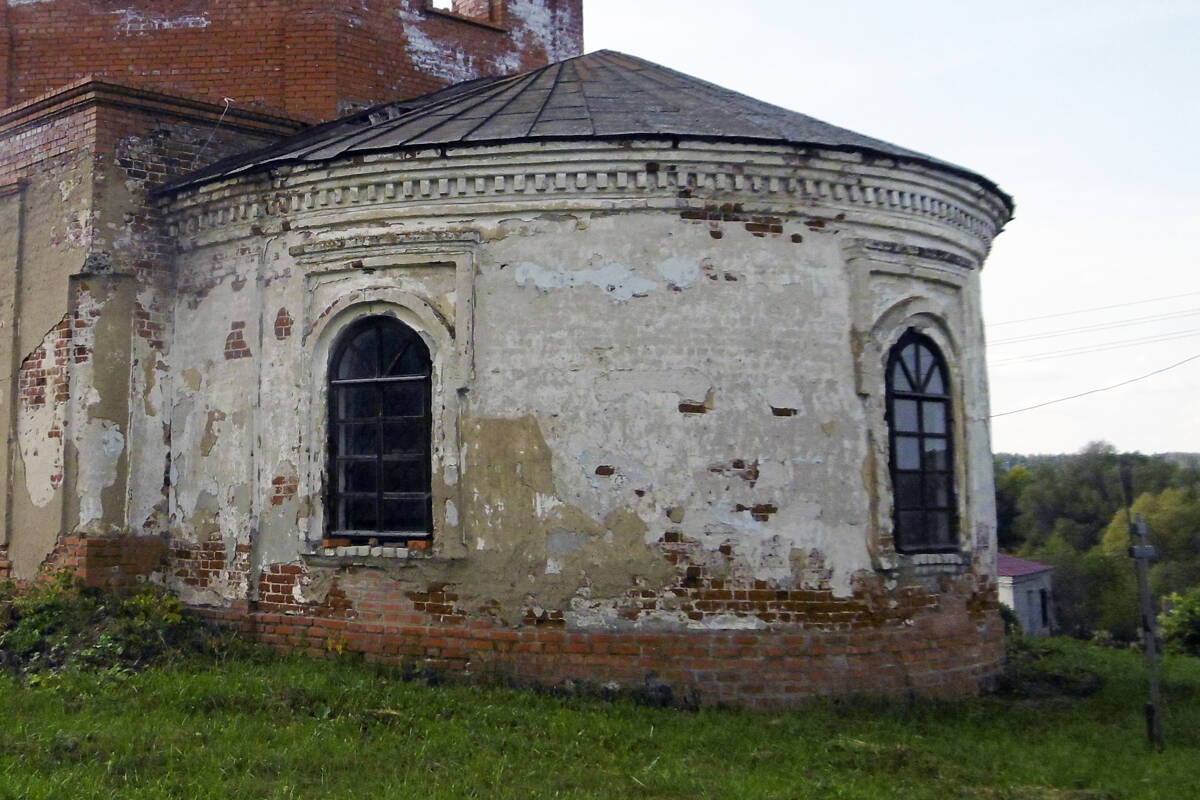 Церковь Димитрия Солунского, Толба (Сергачский район, Нижегородская область). архитектурные детали, Апсида церкви