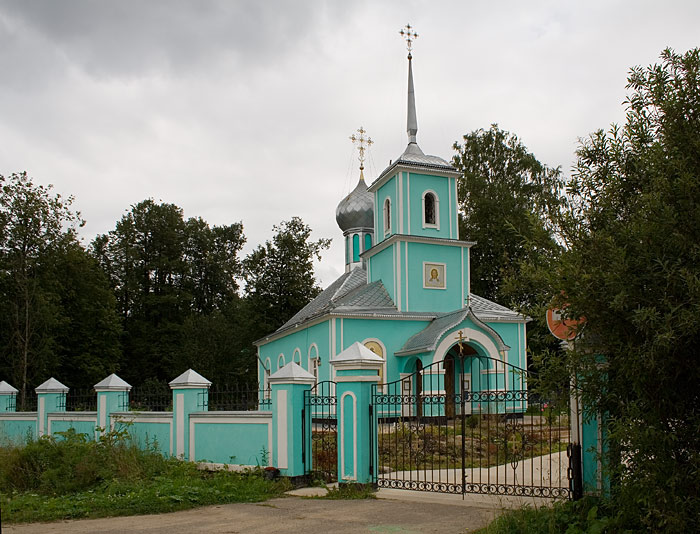 Грязовец. Церковь Корнилия Комельского. общий вид в ландшафте