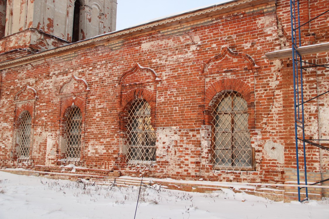 Церковь Смоленской иконы Божией Матери, Устье (Ярославский район, Ярославская область). архитектурные детали