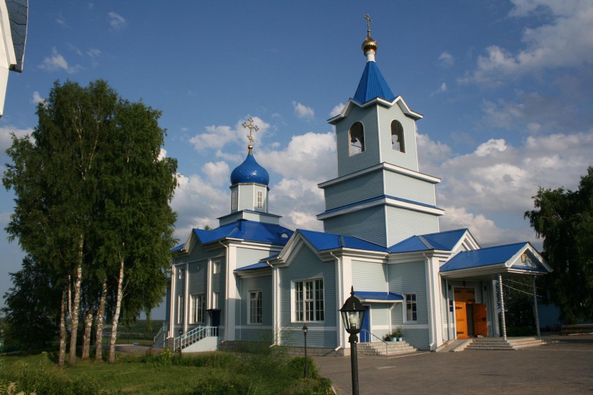 Церковь Казанской иконы Божией Матери в Кочпоне, Сыктывкар (Сыктывкар, город, Республика Коми). фасады