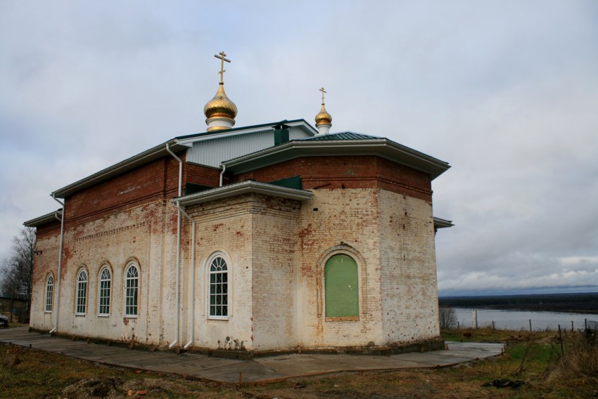 Церковь Николая Чудотворца, Семуково (Усть-Вымский район, Республика Коми). общий вид в ландшафте