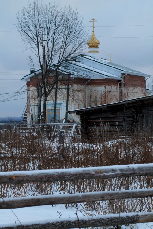Церковь Николая Чудотворца, Семуково (Усть-Вымский район, Республика Коми). общий вид в ландшафте
