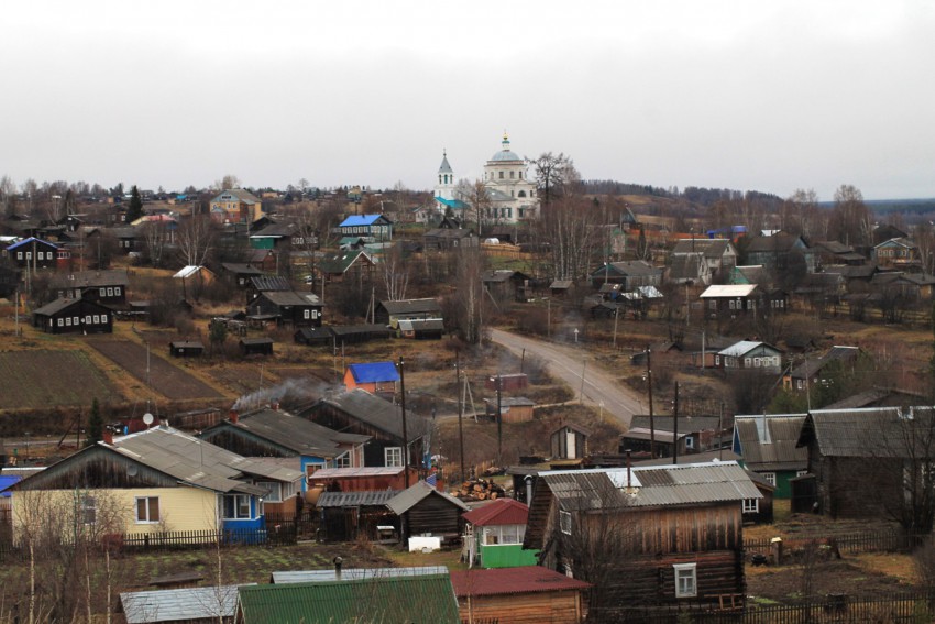 Ыб. Церковь Вознесения Господня. общий вид в ландшафте