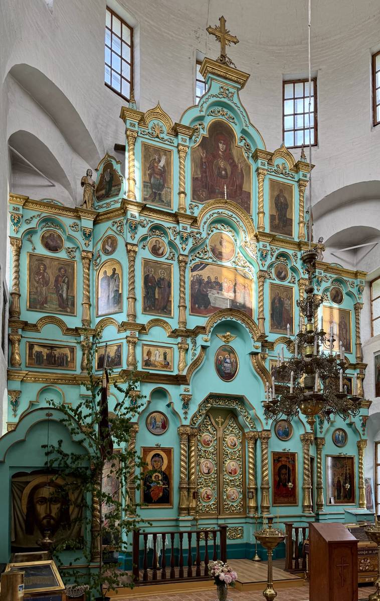 Иконостас, интерьер и убранство. Церковь Вознесения Господня, Ыб (Сыктывдинский район, Республика Коми)